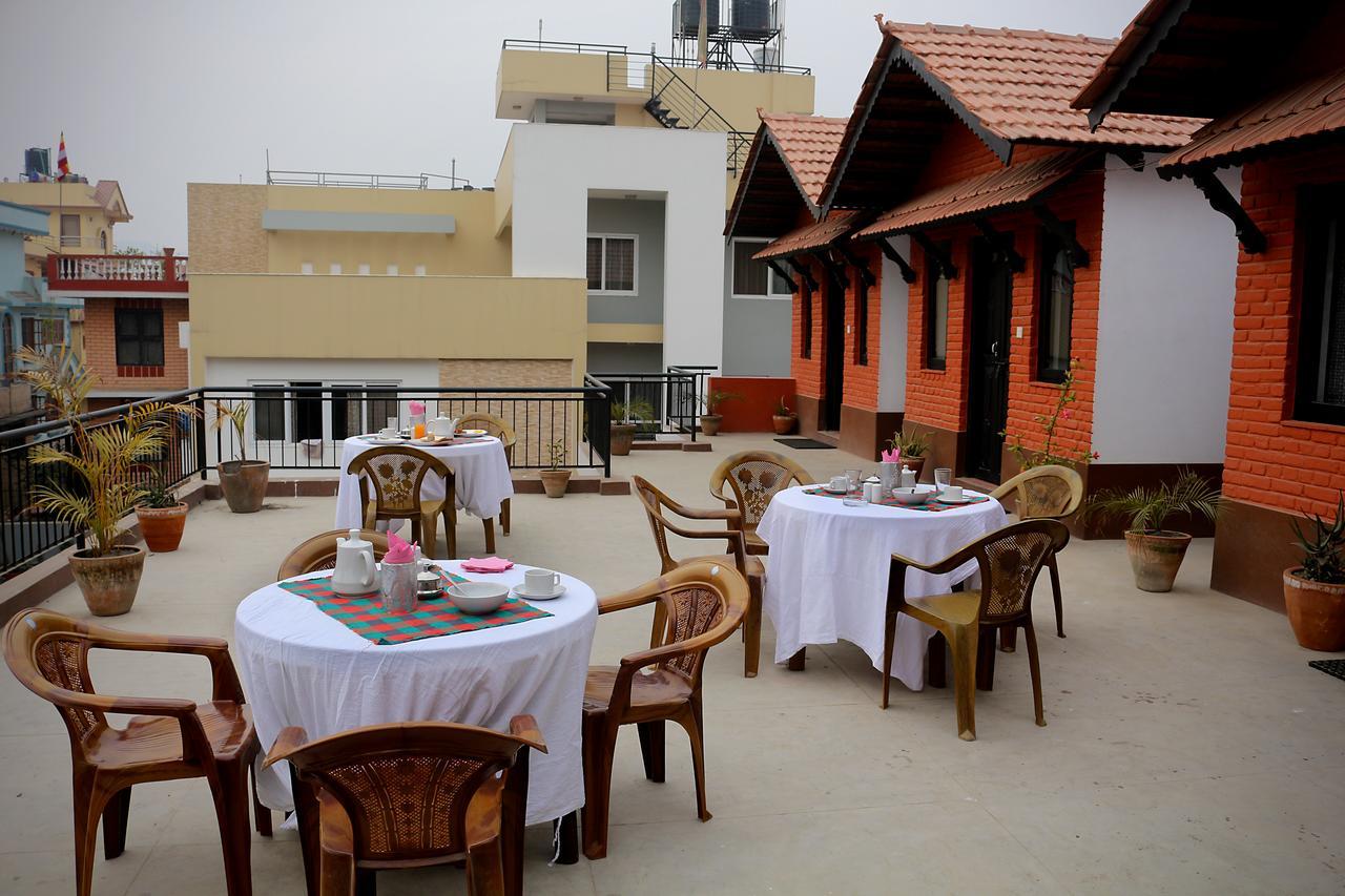 Bravo Hotel Kathmandu Экстерьер фото