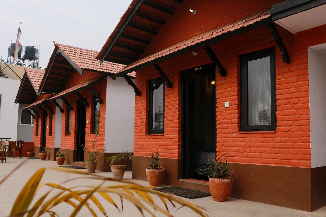 Bravo Hotel Kathmandu Экстерьер фото
