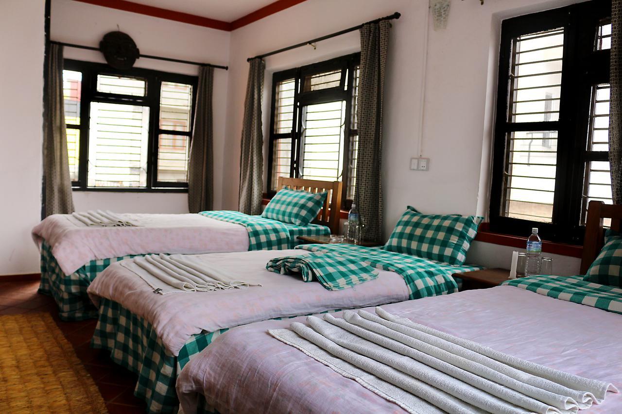 Bravo Hotel Kathmandu Экстерьер фото